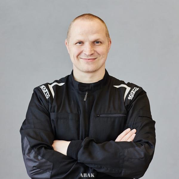 Никита Самарин