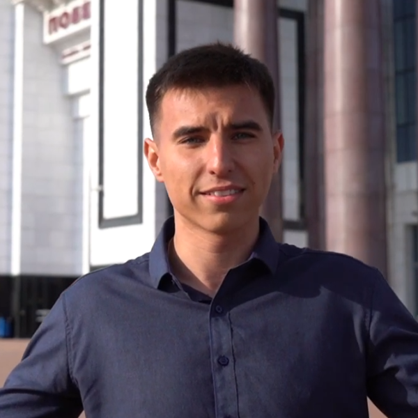 Дмитрий Стихарюк