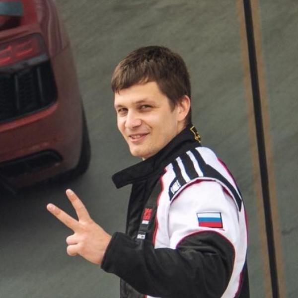 Антон Девякович