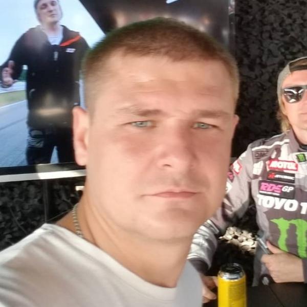 Эдуард Никифоров